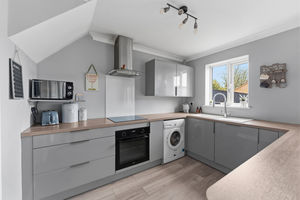 Photo 17- click for photo gallery